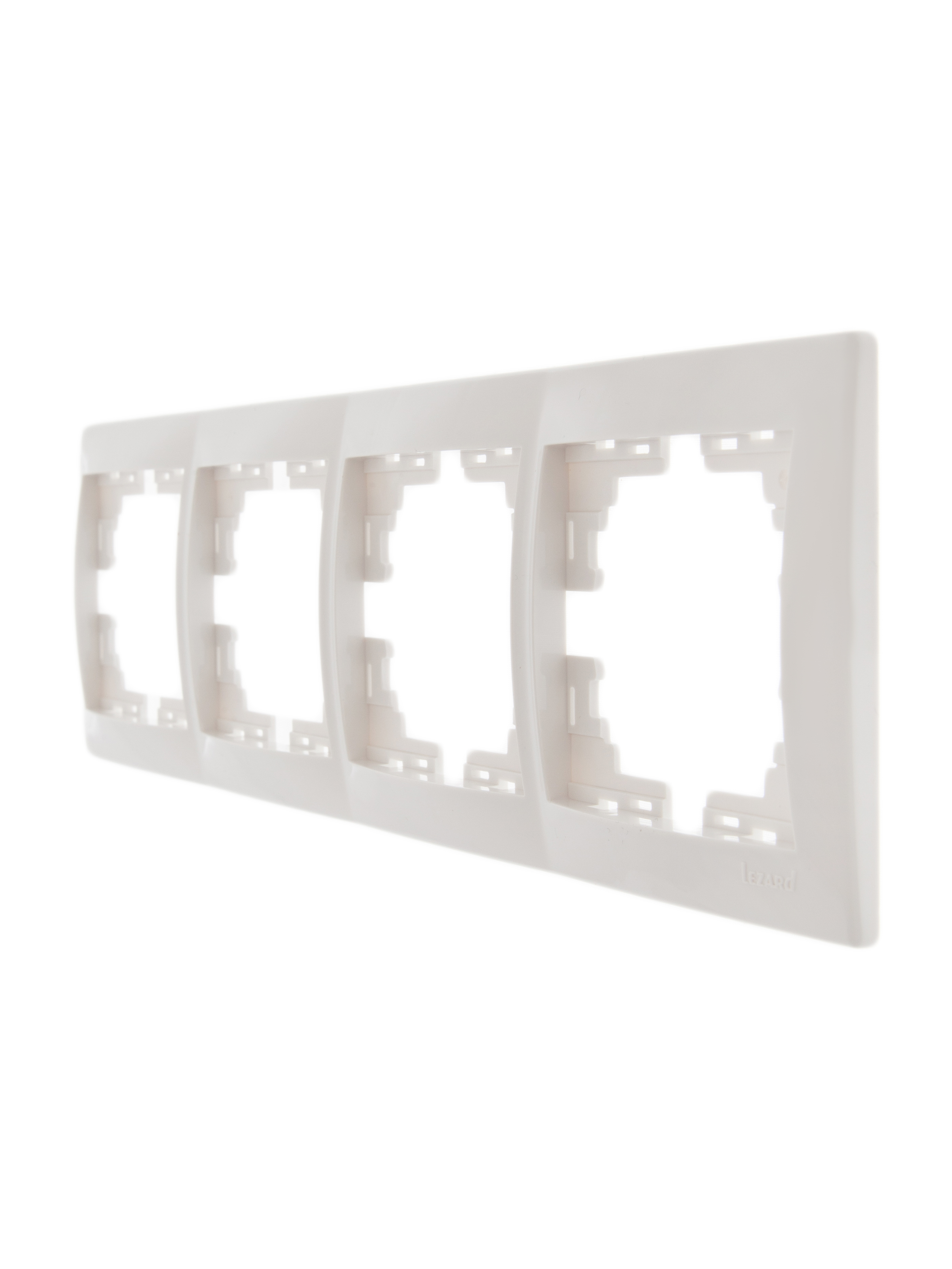 MIRA Рамка 4 поста горизонтальная без вставок белая