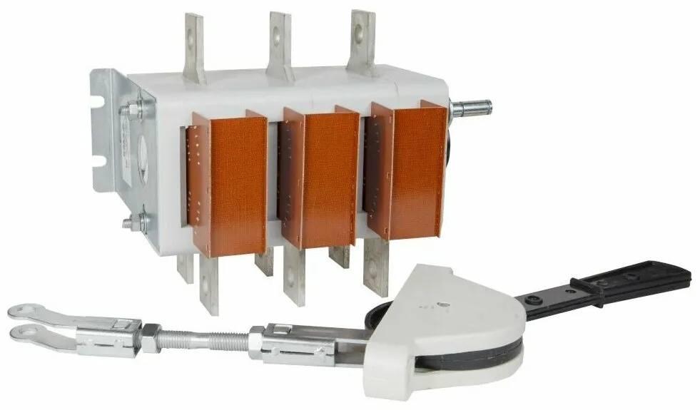 Рубильник ВР32-39 630А А71240