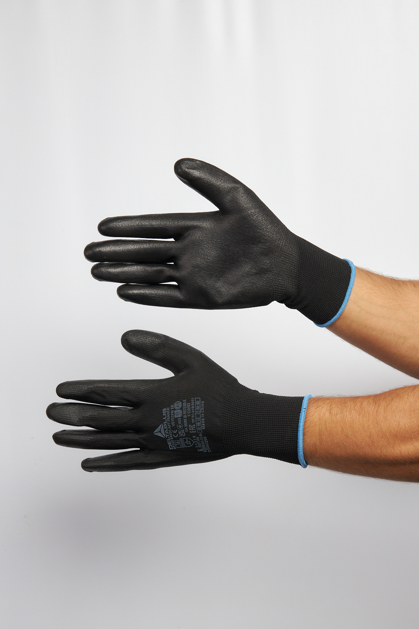 Перчатки полиэстеровые с полиуретановым покрытием VE702PN, цв. черный, р. 8